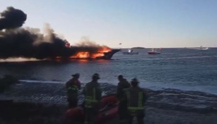 There were no life-threatening injuries, mostly reports of chest pain and smoke inhalation, authorities said. (Source New Port Richey PD/CNN )