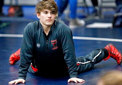 Texas transgender wrestler back to defend state title