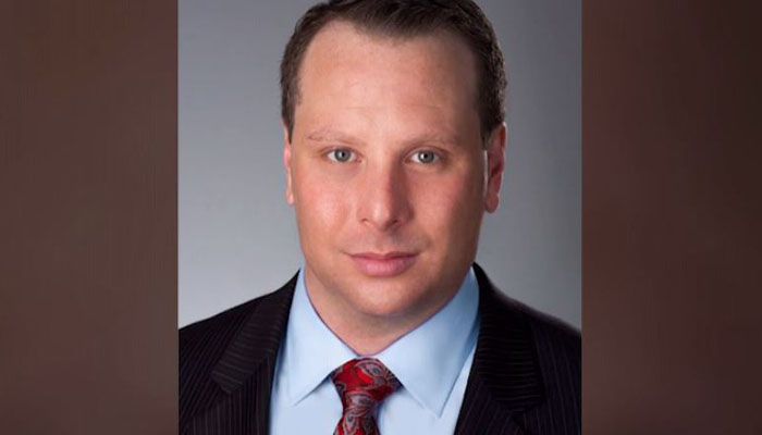 In reversal, former Trump aide says he'll probably cooperate