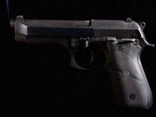 Police say federal agent shot, critically wounded in Chicago