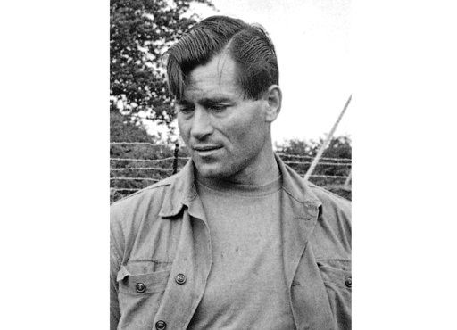 Correction: Obit-Clint Walker story
