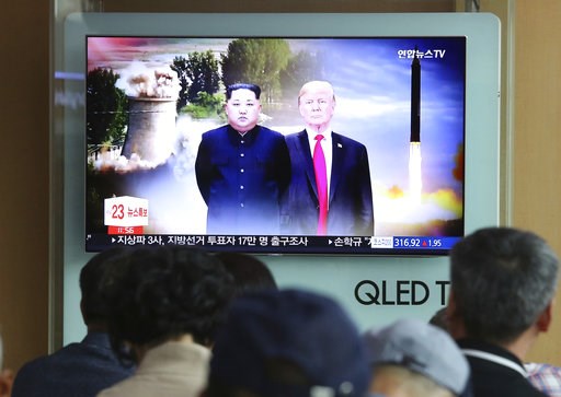 Trump to leaves summit early _ after meeting with Kim
