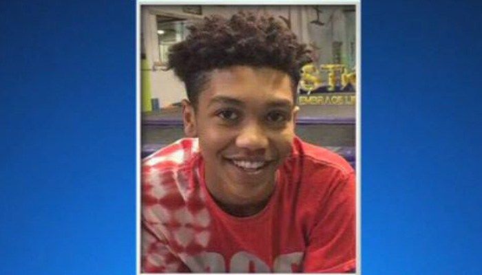 Police fatally shoot 17-year-old boy fleeing traffic stop