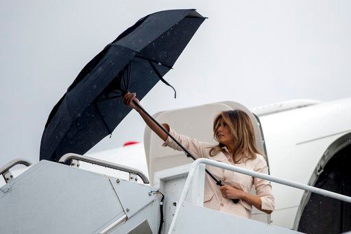 First lady visits migrant children at Texas detention center