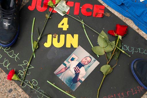 Bodycam video released in fatal police shooting of black man