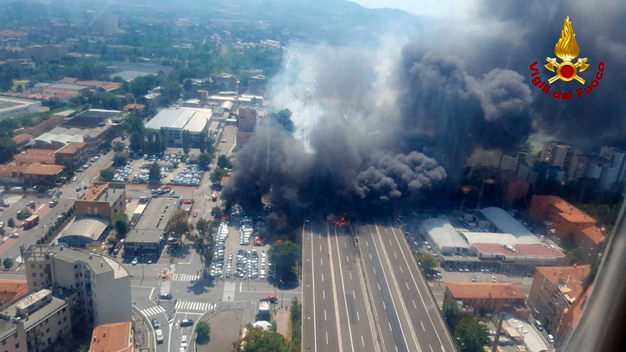 Gas truck explodes on Italian highway; 2 dead, scores hurt