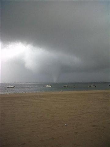 2 TORNADOES STRIKE IN NYC; NO INJURIES REPORTED - WAFF-TV: News ...