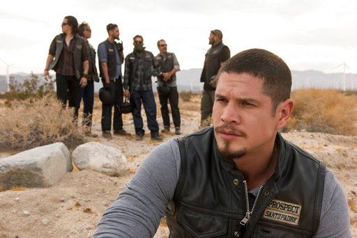 'Sons of Anarchy' spinoff 'Mayans M.C.' tackles border world
